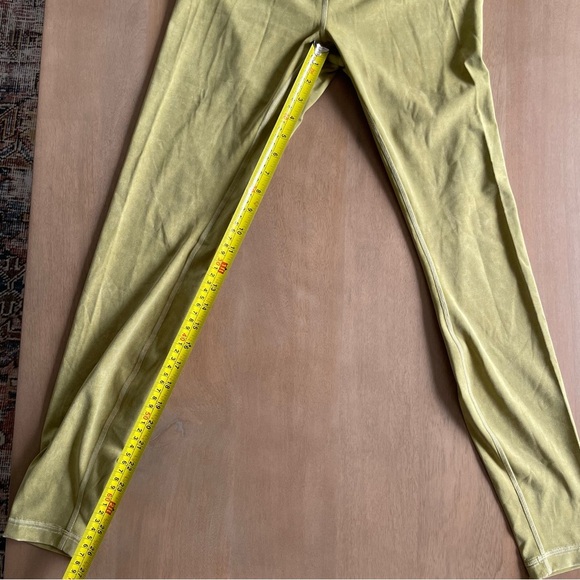 Lululemon Wunder Under High-Rise Tight *Snow Washed 28" Washed Grape Leaf - Picture 11 of 12